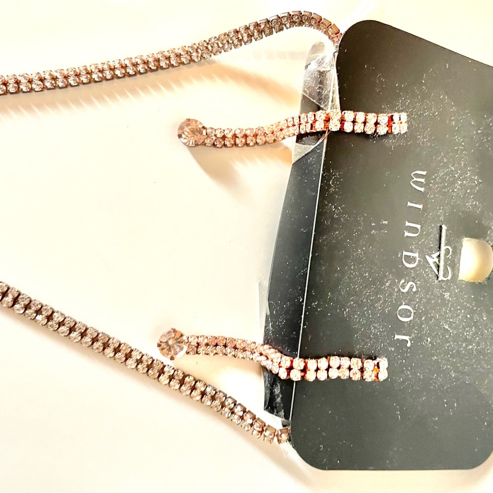 3/$20Windsor Rose Gold Rhinestone Necklace and Earrings
